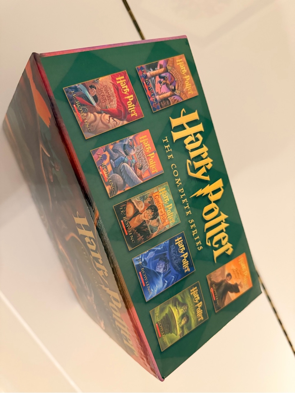 Harry Potter Paperback Box Set - Colorful Multi-Book Collection - Picture 5 of 5